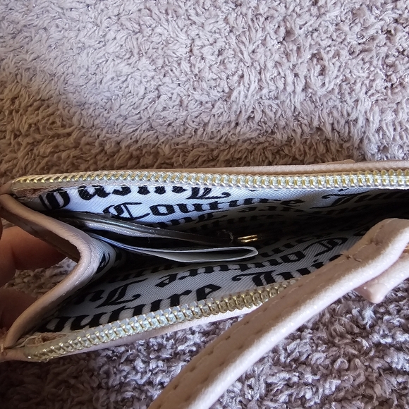 Juicy Couture Angel Charm City Pink Crossbody Shoulder Purse w/ Matching‎ Wallet - Picture 8 of 8